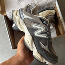 Tênis NB 9060 Em Couro